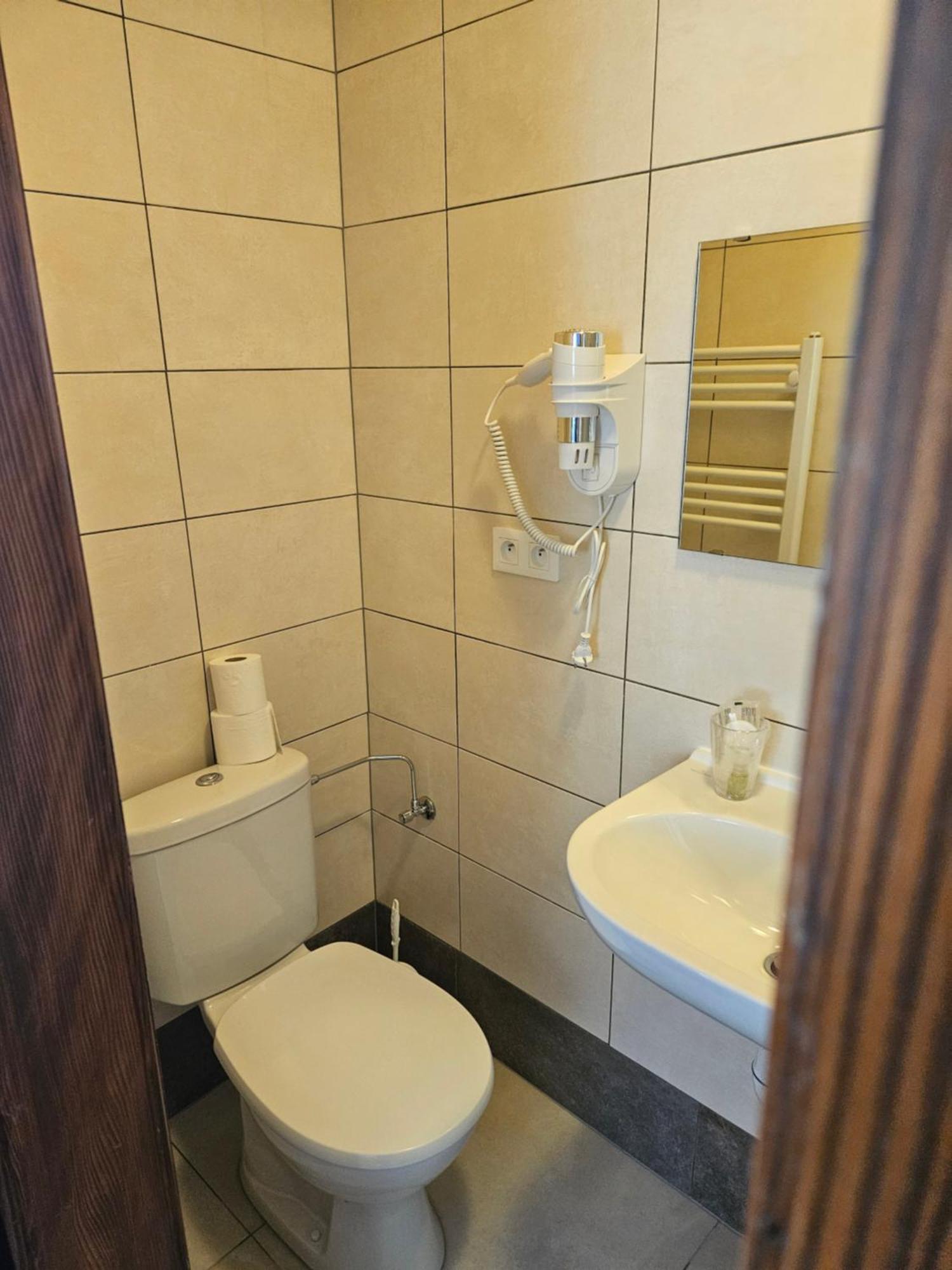 Hotel A La Croix D'Or Sessenheim Zimmer foto